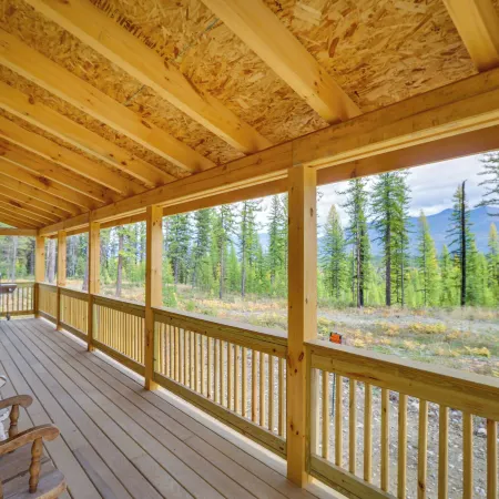 Secluded Cabin w/ Mtn Views ~ 33 Mi to Bigfork!