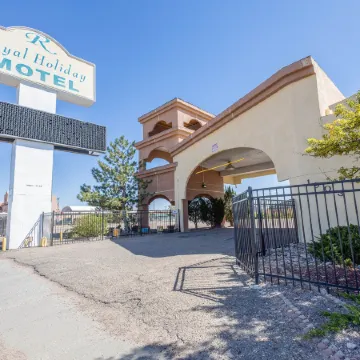 Royal Holiday Motel by Belvilla Gallup I-40