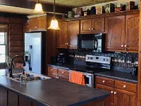 Log Cabin Haus in Amish Country Shipshewana, Indiana Hotels in LaGrange County