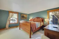 Updated cabin sleeps 8. Pet friendly, and has private neighborhood beach. Hotels in Charlevoix Township