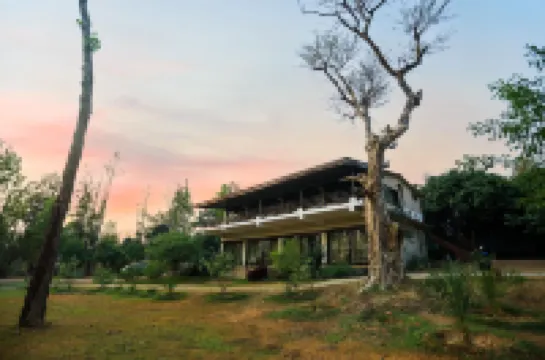 Hideaway by Aahma Hotels in 