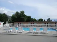 Swiss Sunset Inn Отели в г. Пентиктон