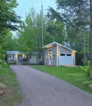 The Little Foxes Den Cottage in Cavendish PEI Hotel a 