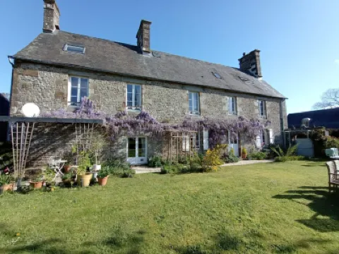 Le Presbytere Hotels in 