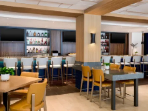 Hilton Garden Inn LAX Los Angeles Airport Hotels in Los Angeles