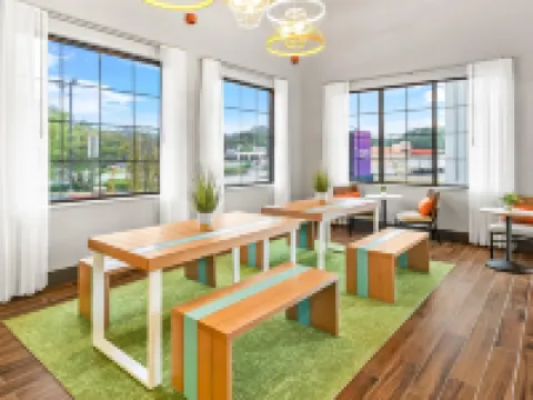 Spark by Hilton Duluth Hotels in Duluth