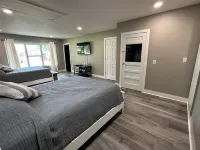 Lakeside haven near Wolf Creek Boat Ramp