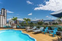 Hotel Roseliere Bucaramanga فنادق في Floridablanca