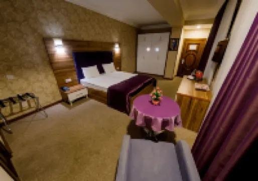 Royal Sapphire Hotel