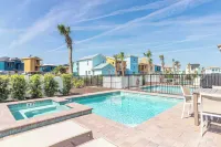 Zay & Zac’S Shake Shack - Rooftop Pools