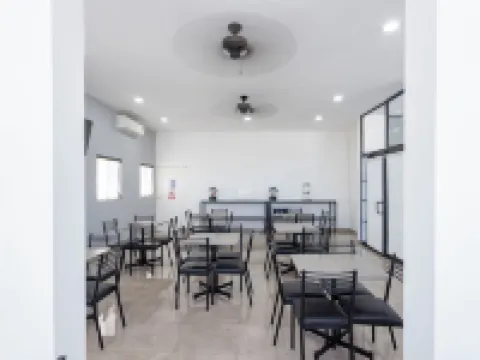 キャピタル ホテル サルティーヨ サルティーヨのホテル