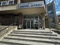 Hotel Opera Hotel di 