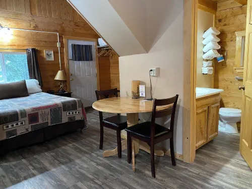 Caribou Cabins Hotel di Tok