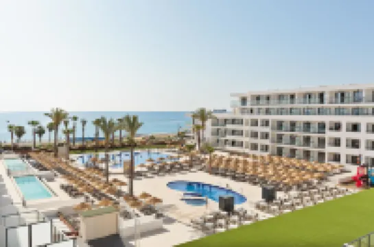 ホテル ベスト オアシス トロピカル