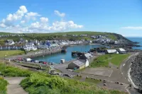 Auld Schoolhouse Sleeps 8 (3 Bedroom)