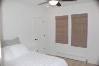 NYC NewRo Escape 3 Bdrm walk to train w/parking WiFi, AC