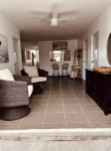 2-bedroom 2 bath apt in delightful Stella walking distance to corcega beach