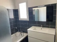 20 mn from Nimes, the sea and Montpellier All shops within 500 m Hotel a Aimargues