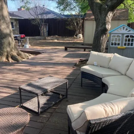 Minutes to Convention center,  family retreat, Pet-Friendly! King bed