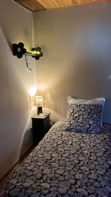 "Le nids de la grange" Charming barn with renovated patio 6 travellers Hotels in Saint-etienne-sur-Reyssouze