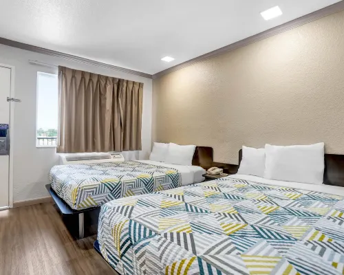 โมเทล 6 เรดบลัฟ แคลิฟอร์เนีย โรงแรมในเรดบลัฟ
