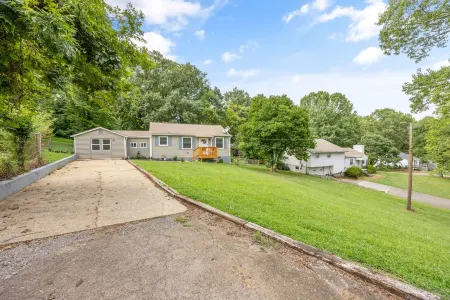 3-bedroom vacation home 7 minutes from University of Tennessee