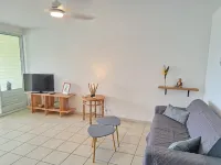 Charming 2-person apartment a stone's throw from the beach Hotel di Sainte-Luce