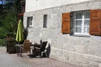 The old customs house apartment dormouse