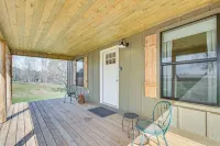 Cozy Mississippi Cabin w/ Covered Porch & Grill! - 3 tähden