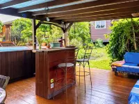 Au Jardin Déole - Villa Bois Avec Piscine Hotels in Sainte-Rose