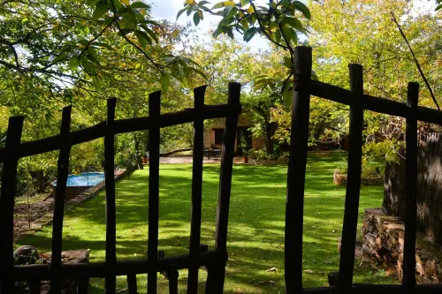 CONFORTABLE Y ACOGEDORA CASITA DE PIEDRA ! En un entorno especial ! Hotels in Aracena