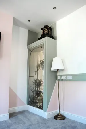 The Stables Flat, Altrincham Diggers