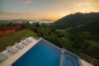 Casa Maverick at Los Suenos Resort - parking