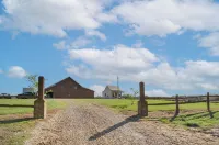 Contrell Cottage on Farm w/ Peaceful Views - Wifi