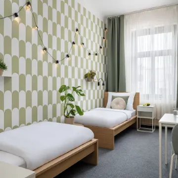Riverside Hotel by Goodnite cz Отели рядом с достопримечательностью «Замок Шпильберк»