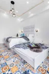 Fresia by J&J | Near Airport w/ Pool and Gym - Balkon