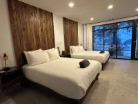 Casa Madera 2B Estancia a la orilla de la Barranca los Jilgueros...Espectacular!