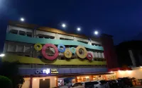 Hotel Pelangi Lampung فنادق في Enggal