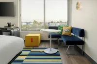 Aloft Sacramento Airport Natomas