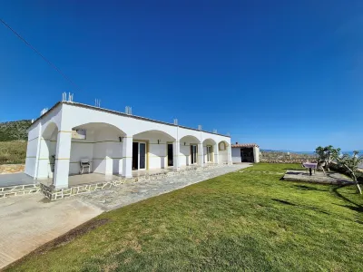 Experience Coastal Luxury – Spacious Villa with Sea Views Hotels near Qeparo Beach