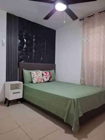 Apto 3-hab-piscina-15 Tocumen Min-airport Отели в г. Лас Маньянитас