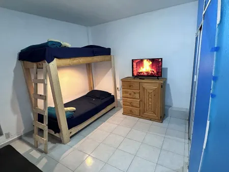 Room #3|Close to Auto. Mex-Qro.