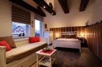 Apartments Zámoček Staré časy : Deluxe Apartment with Balcony