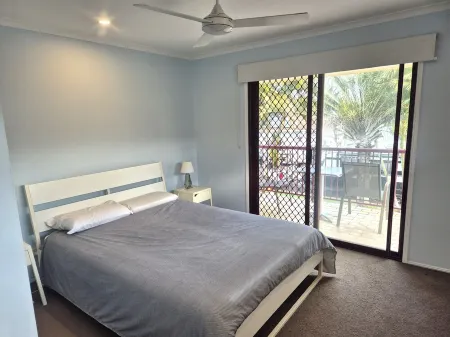 Cosy Beach Pad Отели рядом с Аэропорт Саншайн-Кост