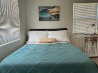 2526 Modern Studio in Historic Area
