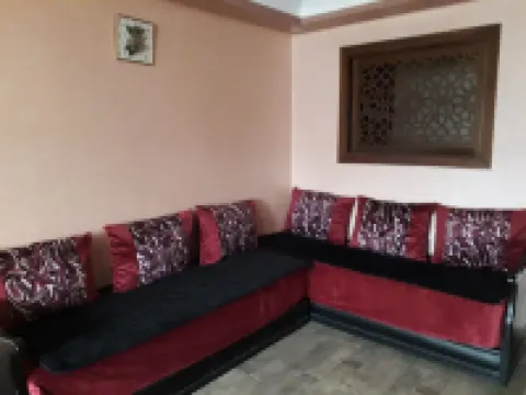 Joli Studio Meublé Excellent Emplacement