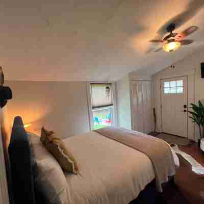Built in 1873.  We are located a couple blocks from downtown Bardstown. Rooms