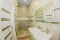 Arkadiya Hills Family Apartment