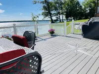 SouthLake cottage on Lake Couchiching Hotel a Ramara