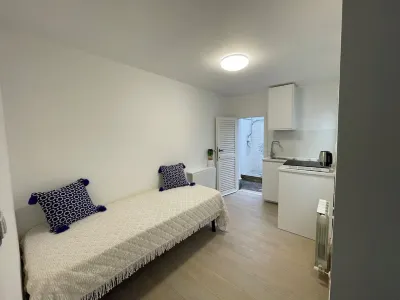 The Smile of Fregene A little house in an oasis of peace! Close to the beach Các khách sạn ở Fregenae